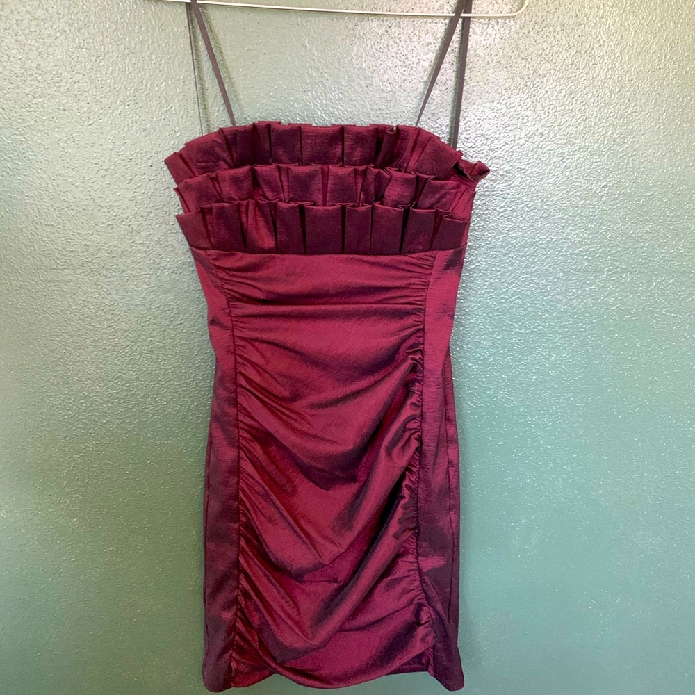 Sexy, comfy and flattering red dress